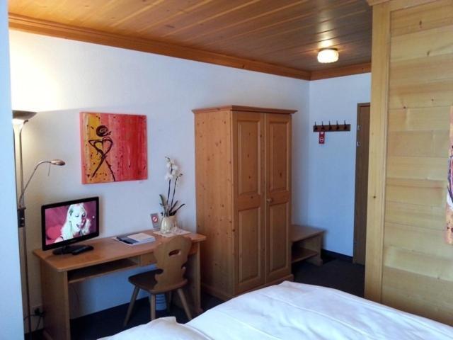Sonnegg Hotel Цвайзимен Стая снимка