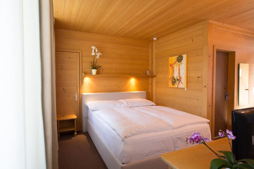 Sonnegg Hotel Цвайзимен Стая снимка